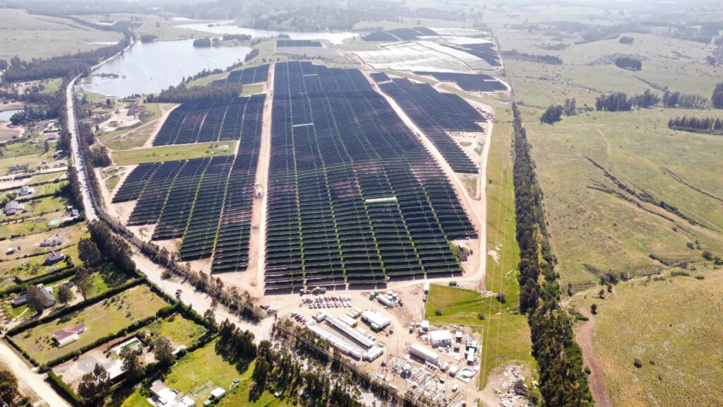 SOLEK připojil k síti svou největší fotovoltaickou elektrárnu. Leyda v Chile zahájila výrobu energie pro 23 000 domácností